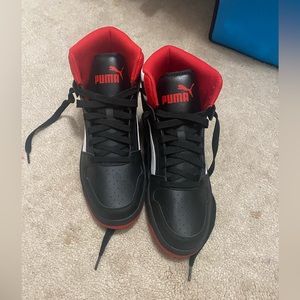 Men’s puma excellent condition